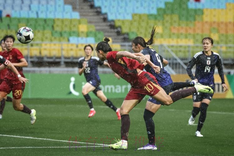 东亚杯 - 中国女足0比0日本女足 1胜2平获得亚军
